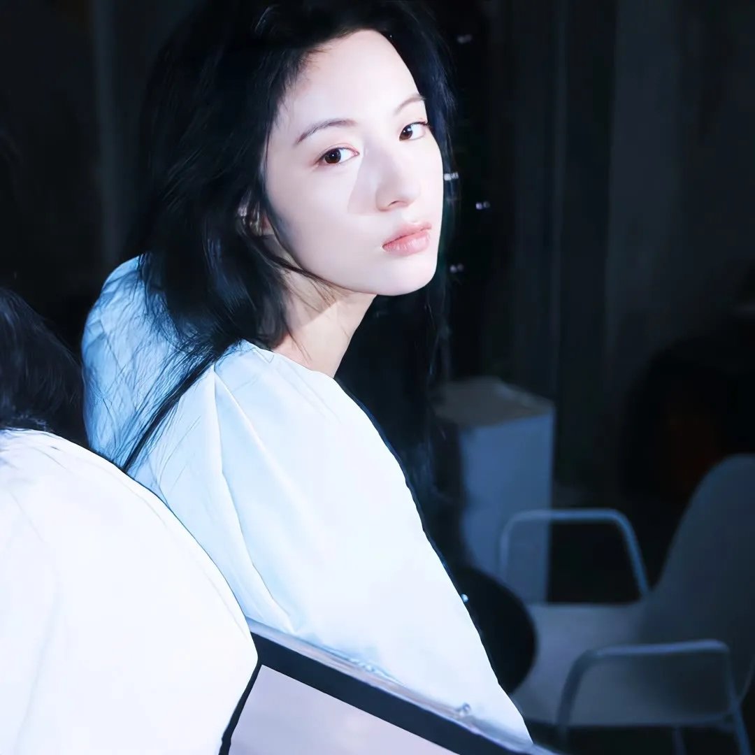 住在我身体里的那个她